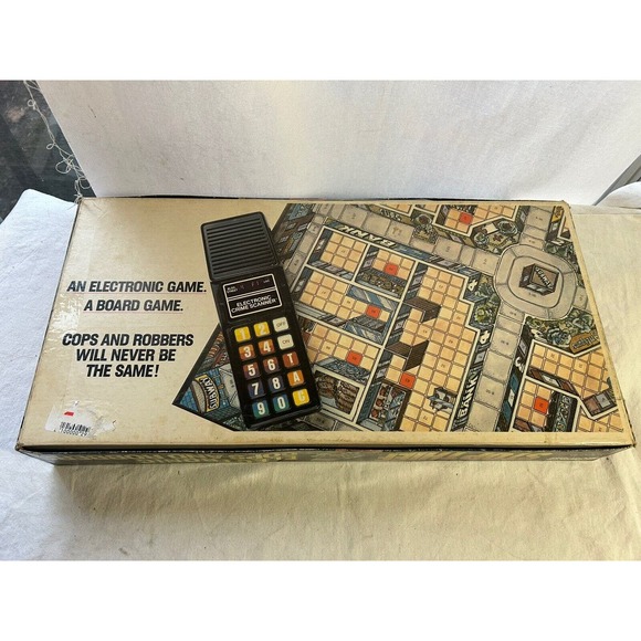 Vintage! STOP THIEF Electronic Cops And Robbers Board Game Parker Brothers 1979 - Picture 3 of 9